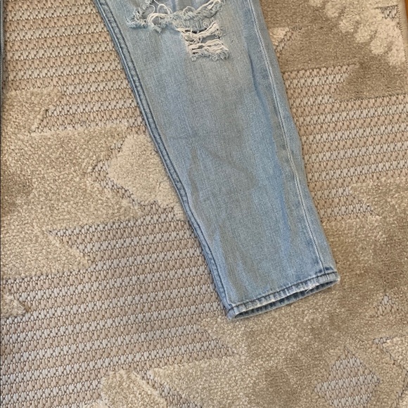 Light Blue Abercrombie & Fitch Light Blue Distressed Jeans - Size 27 - Picture 7 of 10